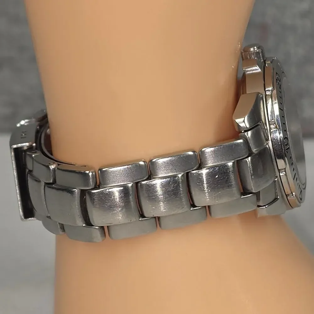 SECTOR 450 STAINLESS DIVER WATCH – VINTAGE 90's – SWISS MADE – SAPPHIRE CRYSTAL